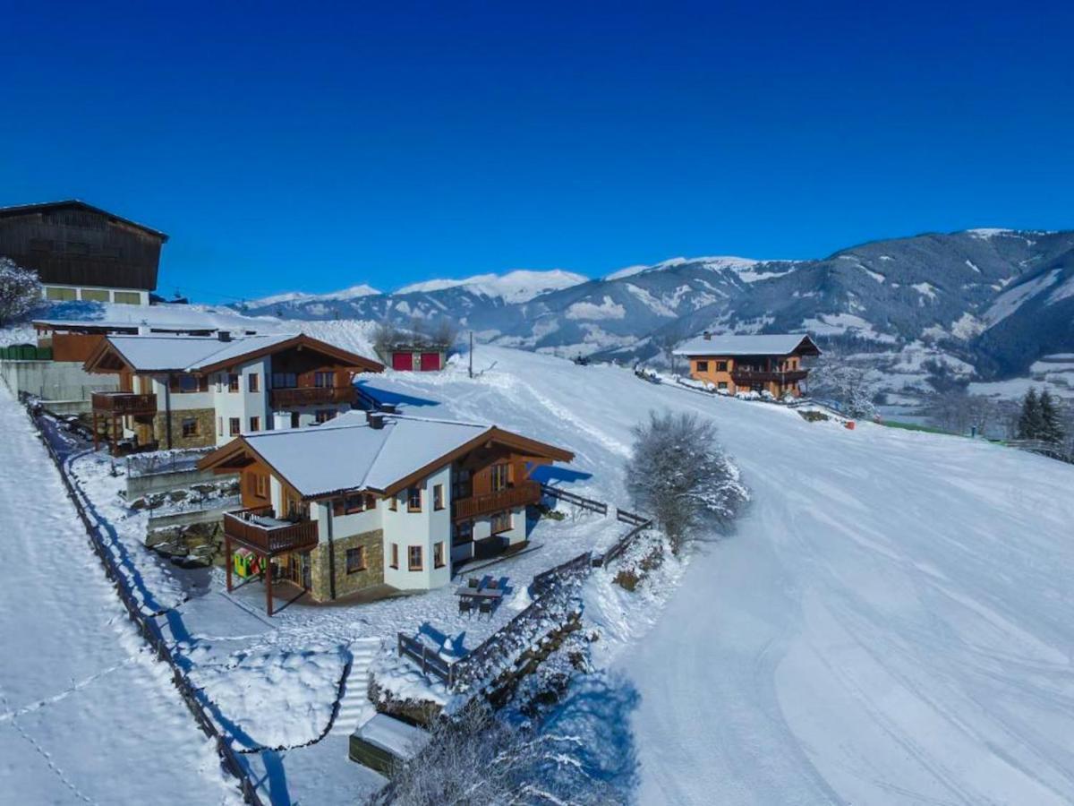 Chalet An Der Piste Kaprun Εξωτερικό φωτογραφία